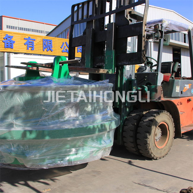 Gli attrezzi da perforazione, importanti accessori per le piattaforme di perforazione rotative, sono in vendita. 5