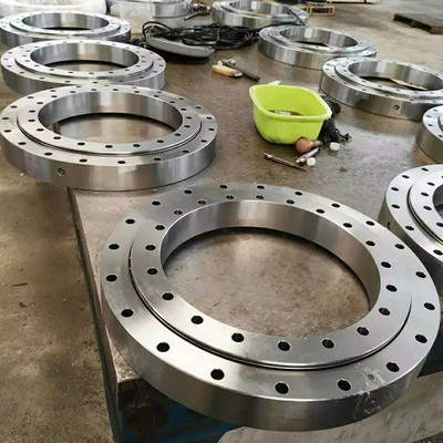 JTHL ha adattato il vuotamento sopportando gli accessori di Kelly Slew Bearing Drilling Rig dell'acciaio legato